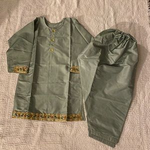 Little Girls Green 3 piece Kurta Shalwaar Kammez
